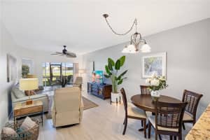 28072 Cavendish Court, Bonita Springs, FL 34135 - MLS#225067078
