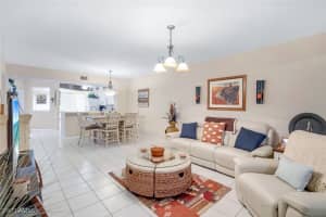 5425 Worthington Lane, Naples, FL 34110 - MLS#225067088