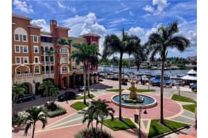 450 Bayfront Pl 4304, Naples