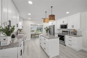 527 97th Ave N, Naples