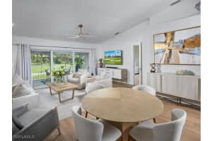 368 Woodshire Ln B10, Naples