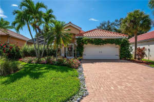 129 Sabal Lake Dr, Naples