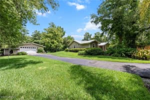 5247 Cherry Wood Drive, Naples, FL 34119 - MLS#225067173
