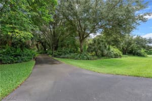 5247 Cherry Wood Drive, Naples, FL 34119 - MLS#225067173