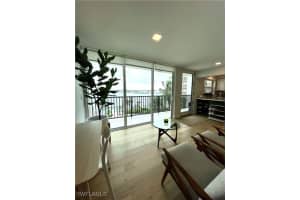 3500 Gulf Shore Blvd N 406, Naples