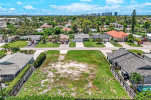 741 95th Avenue, Naples, FL 34108 - MLS#225067246
