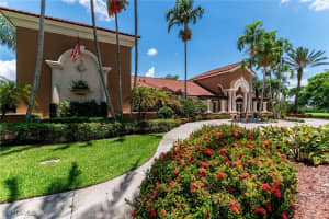 1810 Florida Club Cir 1111, Naples