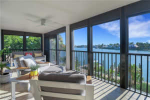 2400 Gulf Shore Boulevard, Naples, FL 34103 - MLS#225067262
