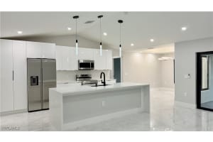 2710 52ND Street, Lehigh Acres, FL 33936 - MLS#225067276