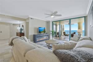 980 Cape Marco Dr 1006, Marco Island