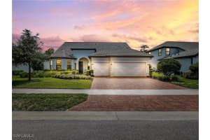 9487 Greyhawk Trl, Naples