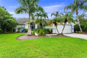 589 Lambton Lane, Naples, FL 34104 - MLS#225067334