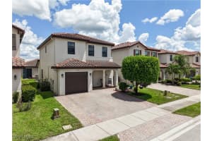 5392 Cameron Dr, Ave Maria