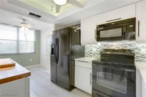 285 Naples Cove Drive, Naples, FL 34110 - MLS#225067462