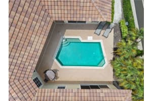 104 Via Napoli, Naples, FL 34105 - MLS#225067508