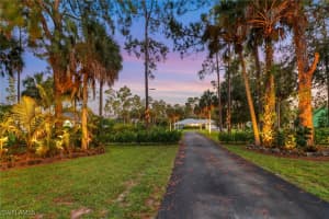 3360 2nd Ave Se, Naples