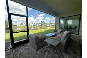 20293 Fair Oak Ln, Estero