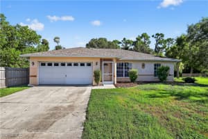 8155 Caloosa Rd, Fort Myers