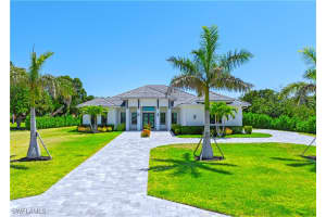 9974 Winterview Drive, Naples, FL 34109 - MLS#225067582