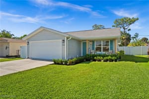 738 95th Ave N, Naples