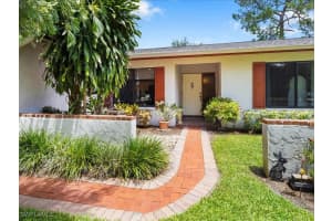 250 17th Street, Naples, FL 34120 - MLS#225067616