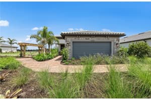 6392 Honor Way, Ave Maria