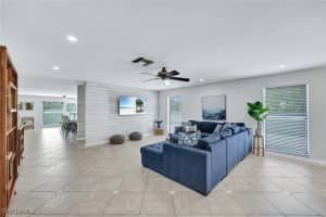 724 102nd Avenue, Naples, FL 34108 - MLS#225067655