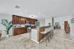 724 102nd Avenue, Naples, FL 34108 - MLS#225067655