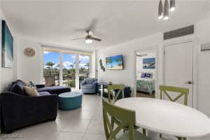 180 Seaview Court, Marco Island, FL 34145 - MLS#225067695