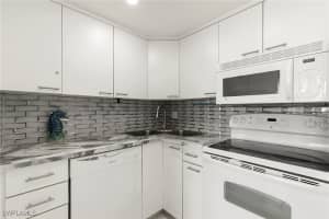 180 Seaview Court, Marco Island, FL 34145 - MLS#225067695
