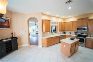 5886 Paradise Circle, Naples, FL 34110 - MLS#225067701