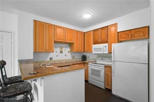 1220 Reserve Way, Naples, FL 34105 - MLS#225067722
