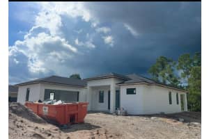 2420 29th Ave Ne, Naples