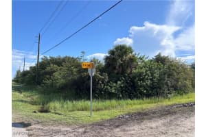  27th Ave NE, Naples, FL 34120 - MLS#225067735