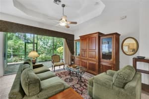 818 Grafton Court, Naples, FL 34104 - MLS#225067745