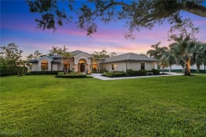 12901 Valewood Dr, Naples