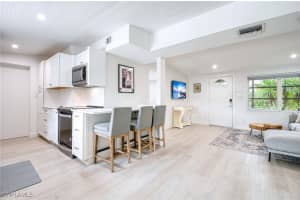 1280 Barbizon Lane, Naples, FL 34104 - MLS#225067770