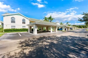 4935 Sandra Bay Dr 3-204, Naples