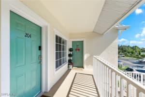 4935 Sandra Bay Drive, Naples, FL 34109 - MLS#225067782