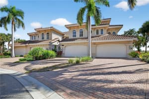 3190 Serenity Ct 202, Naples