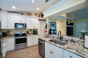 2421 22nd Ave Ne, Naples