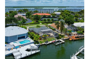 1104 Gayer Way, Marco Island, FL 34145 - MLS#225067809