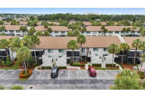 3532 Antarctic Cir 2216, Naples