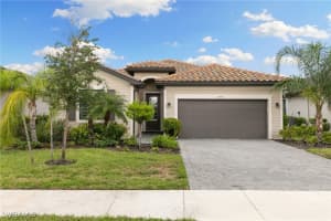 1473 Birdie Dr, Naples