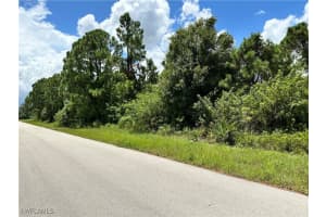 648 Naples Avenue, Lehigh Acres, FL 33974 Sold 12/15/25