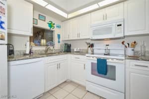 4528 7th Place, Cape Coral, FL 33914 - MLS#225067871