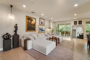 6510 Monterey Pt 204, Naples