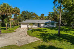 1775 Golden Gate Boulevard, Naples, FL 34120 - MLS#225067891