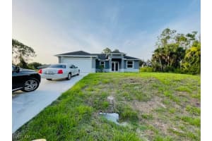 2524 39th Street, Lehigh Acres, FL 33971 - MLS#225067892