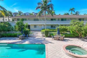 950 7th Avenue, Naples, FL 34102 - MLS#225067910